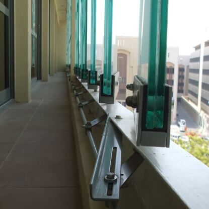 شیشه لمینیت